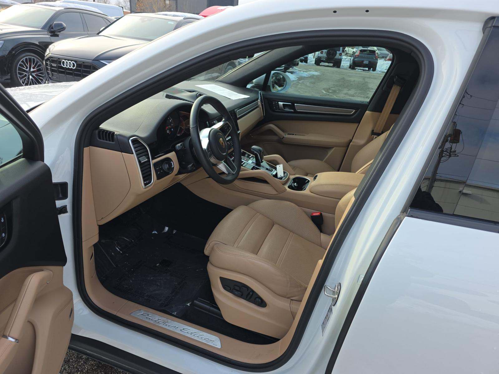 2023 Porsche Cayenne Platinum Edition AWD