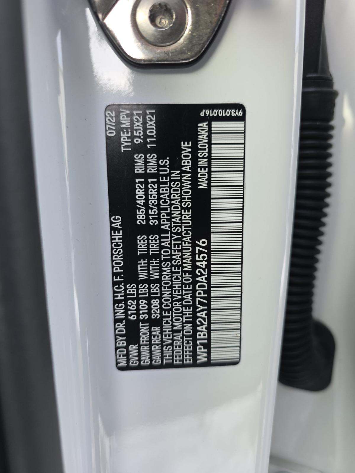 2023 Porsche Cayenne Platinum Edition AWD