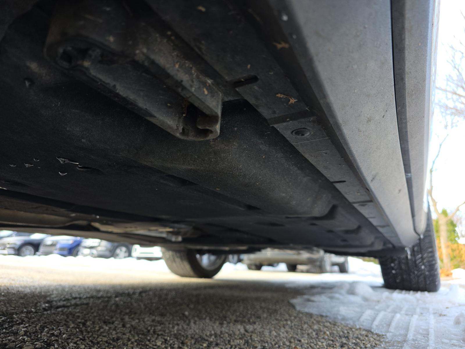 2023 Porsche Cayenne Platinum Edition AWD