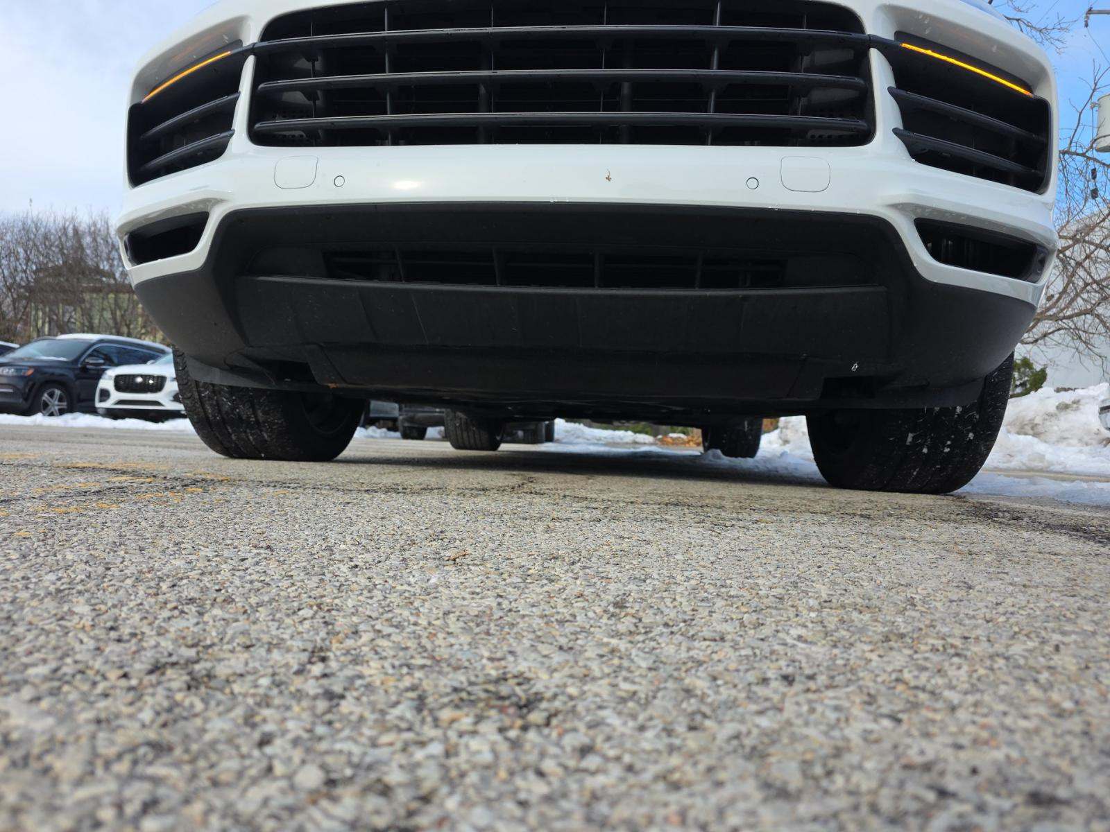 2023 Porsche Cayenne Platinum Edition AWD