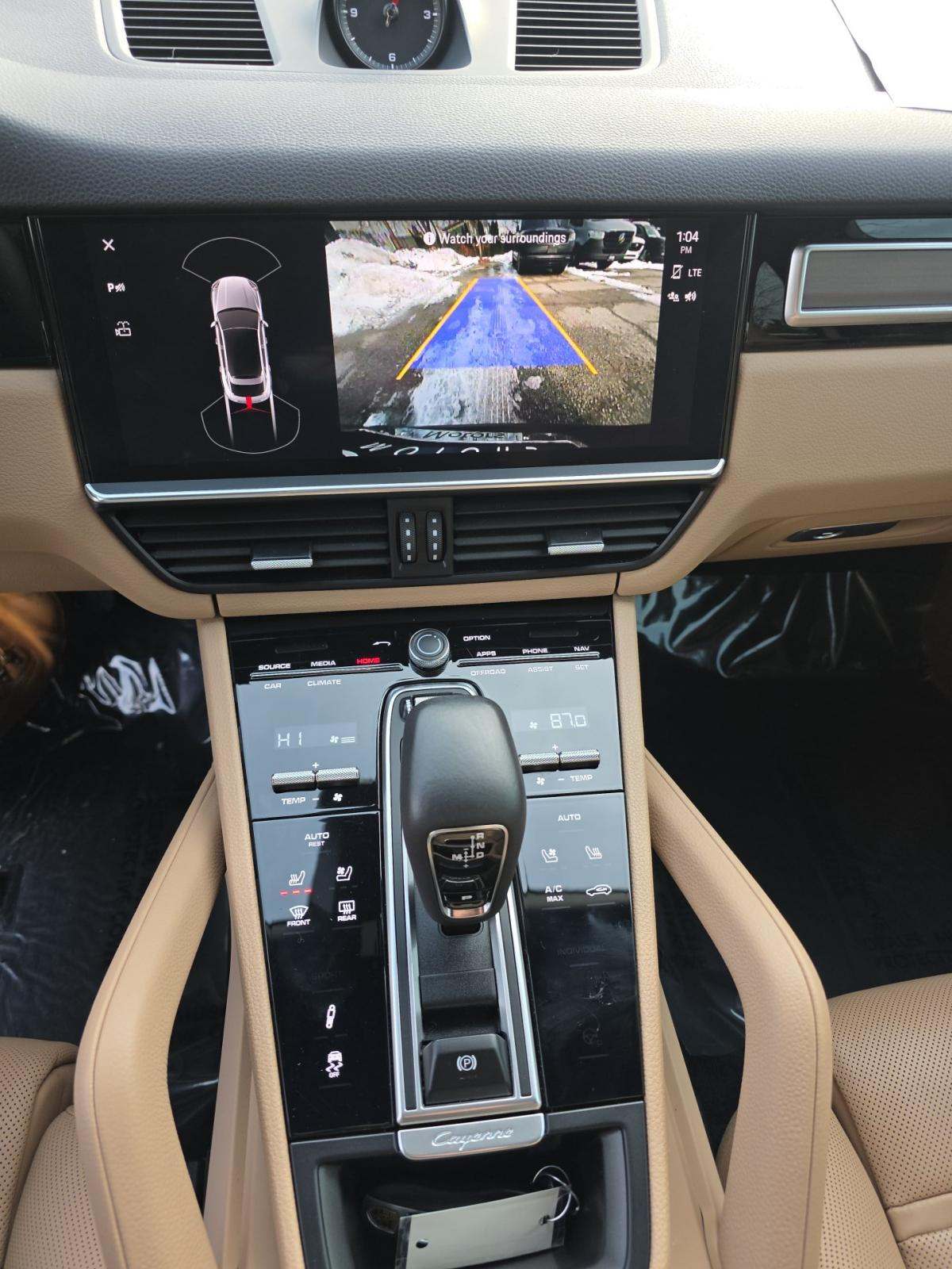 2023 Porsche Cayenne Platinum Edition AWD