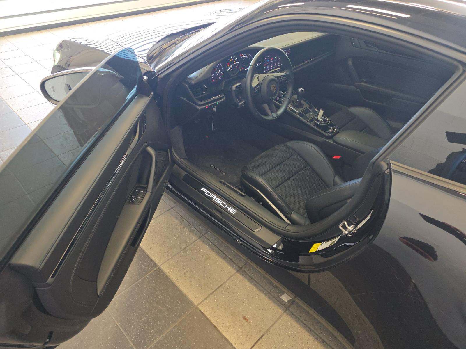 2024 Porsche 911 Carrera T RWD