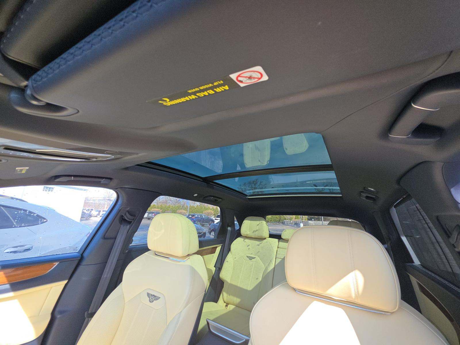 2023 Bentley Bentayga EWB Base AWD