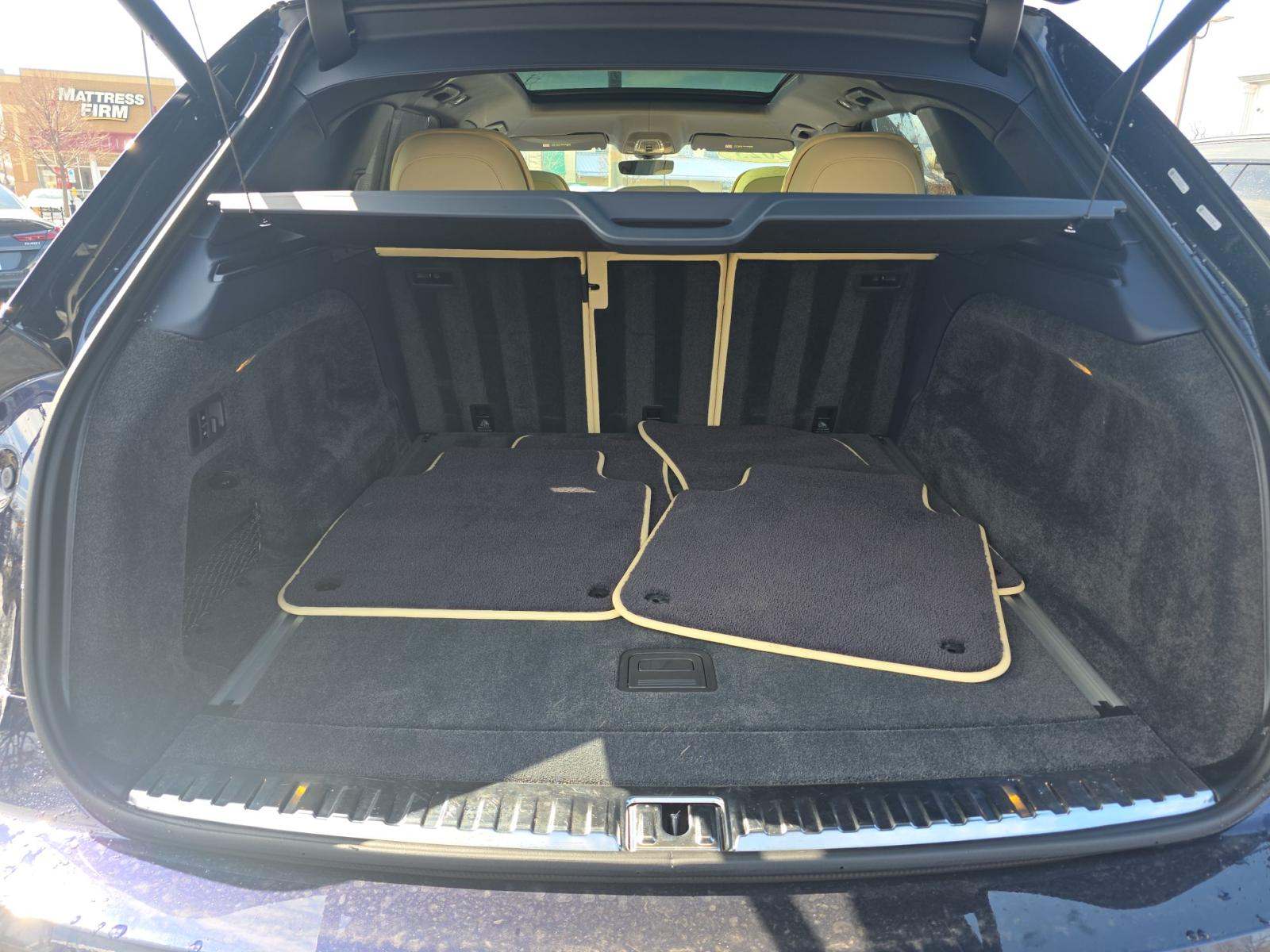 2023 Bentley Bentayga EWB Base AWD