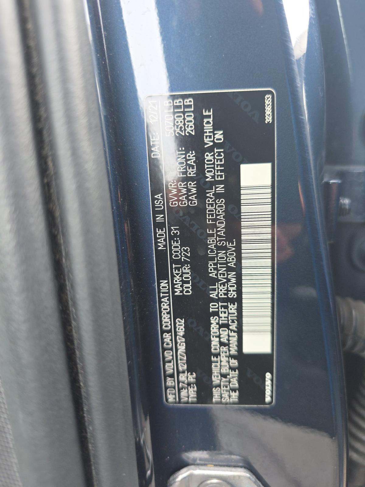 2022 Volvo S60 B5 Momentum AWD
