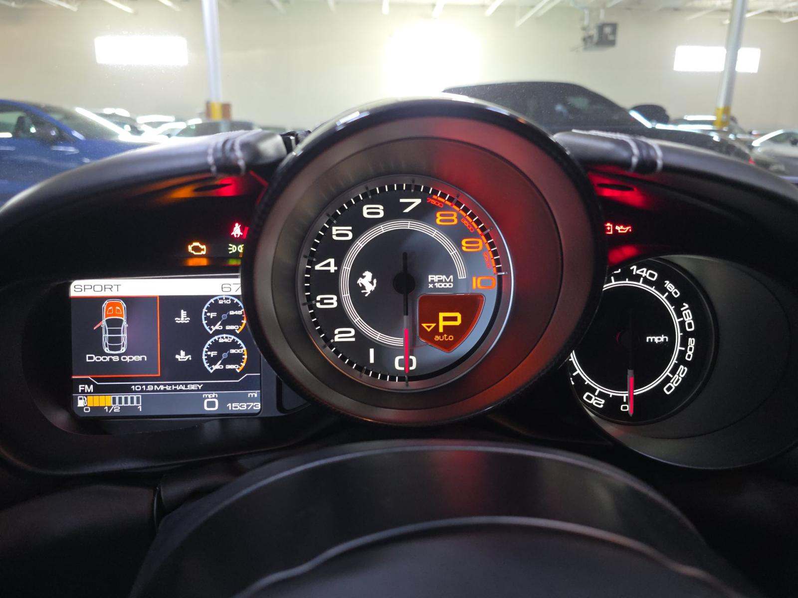 2015 Ferrari California Base RWD