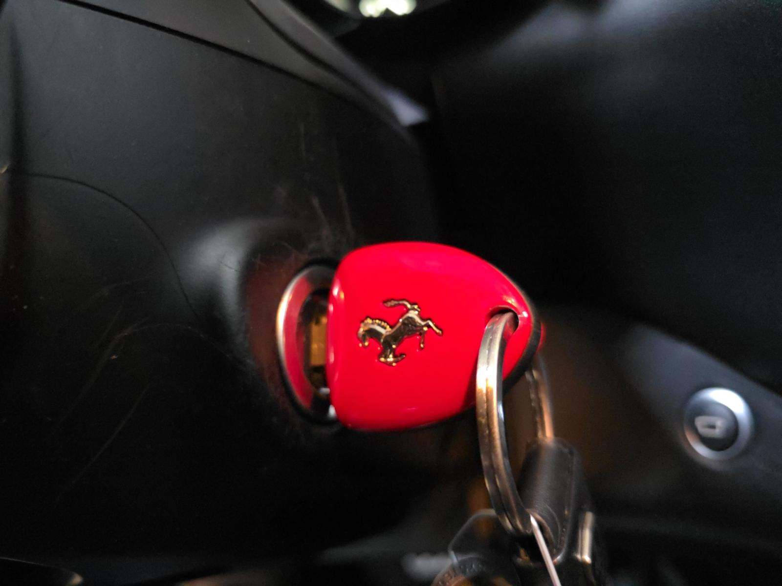 2015 Ferrari California Base RWD