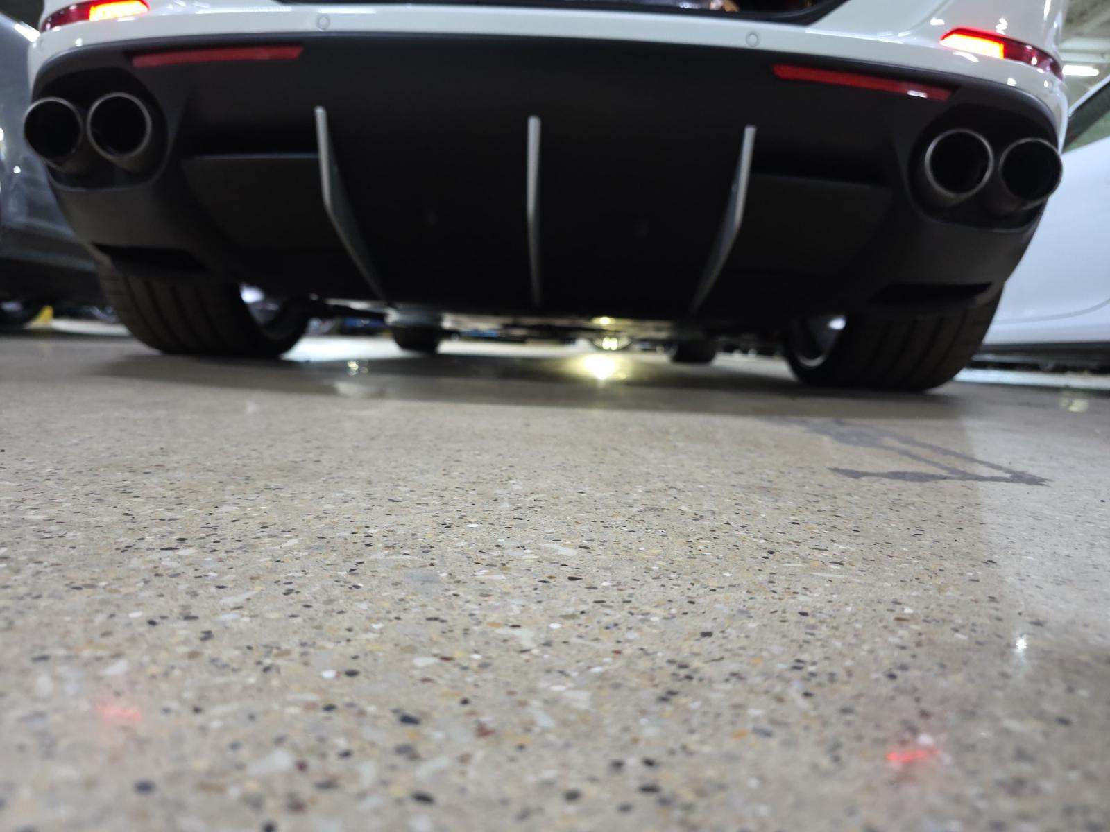 2015 Ferrari California Base RWD