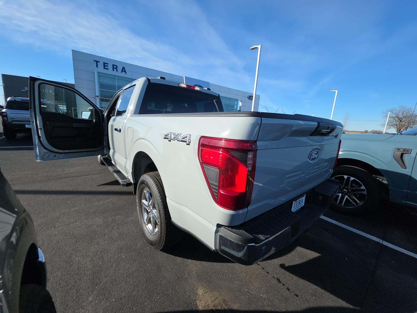 2024 Ford F-150 Hybrid XLT AWD