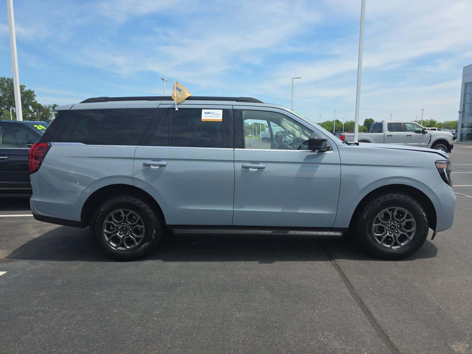 FORD EXPEDITION - 4