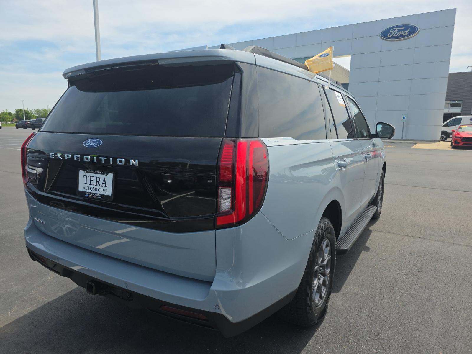 FORD EXPEDITION - 3