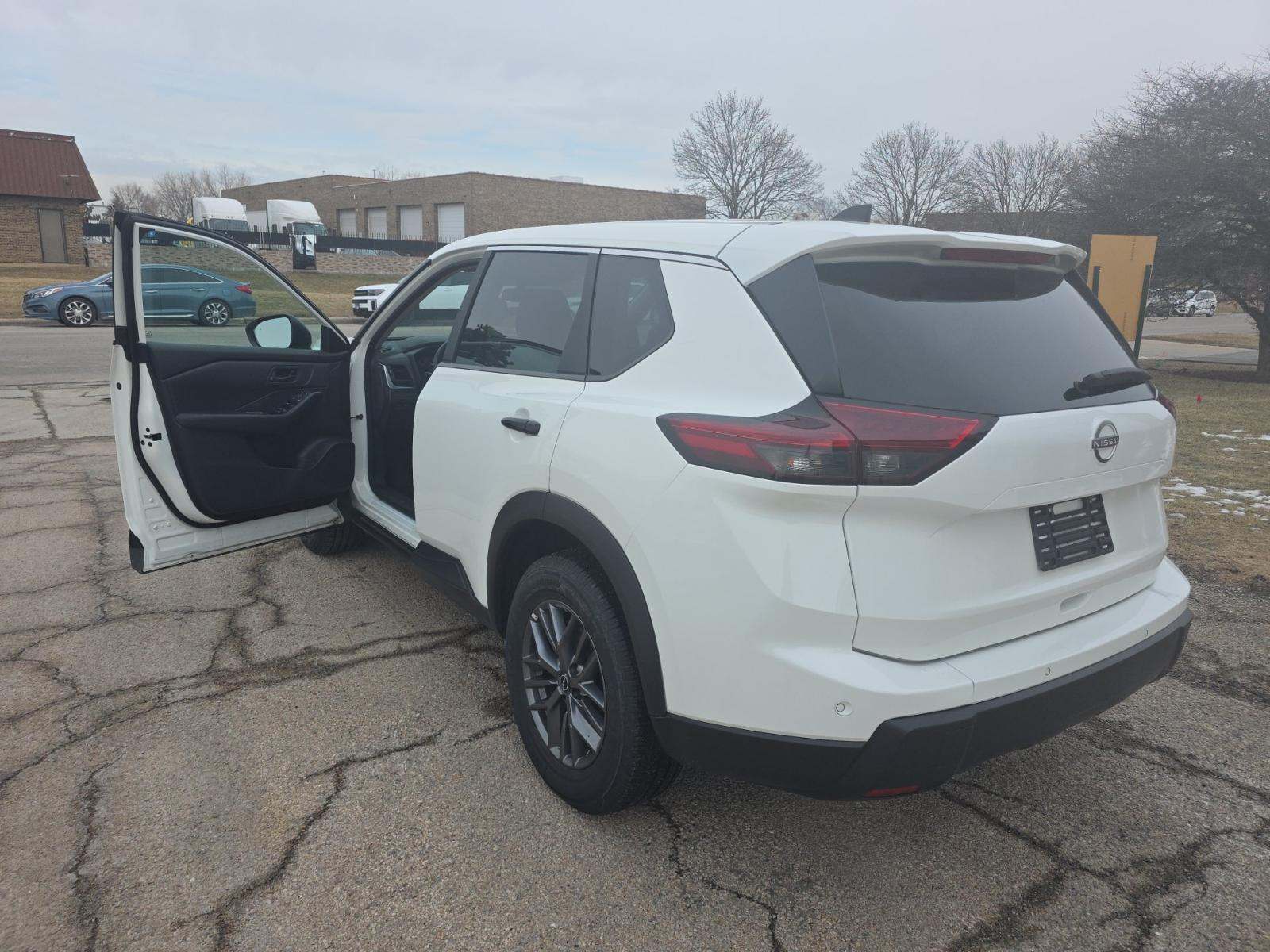 2024 Nissan Rogue S AWD