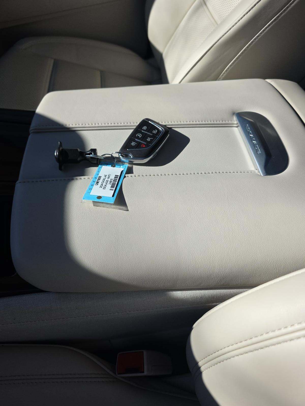 2024 Cadillac Escalade Premium Luxury Platinum AWD