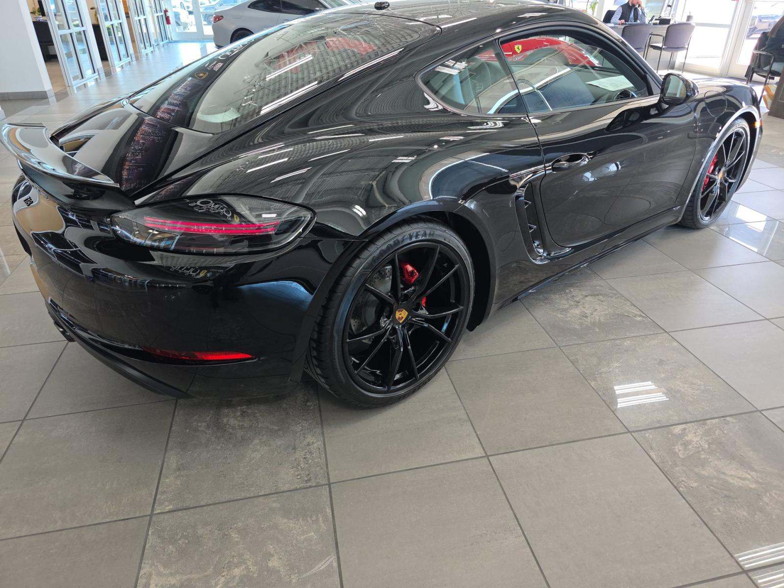 2019 Porsche 718 Cayman S RWD