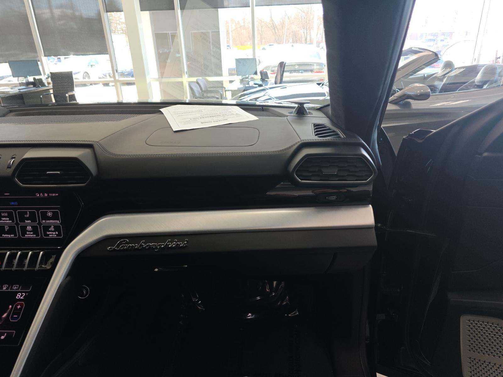 2021 Lamborghini Urus Base AWD