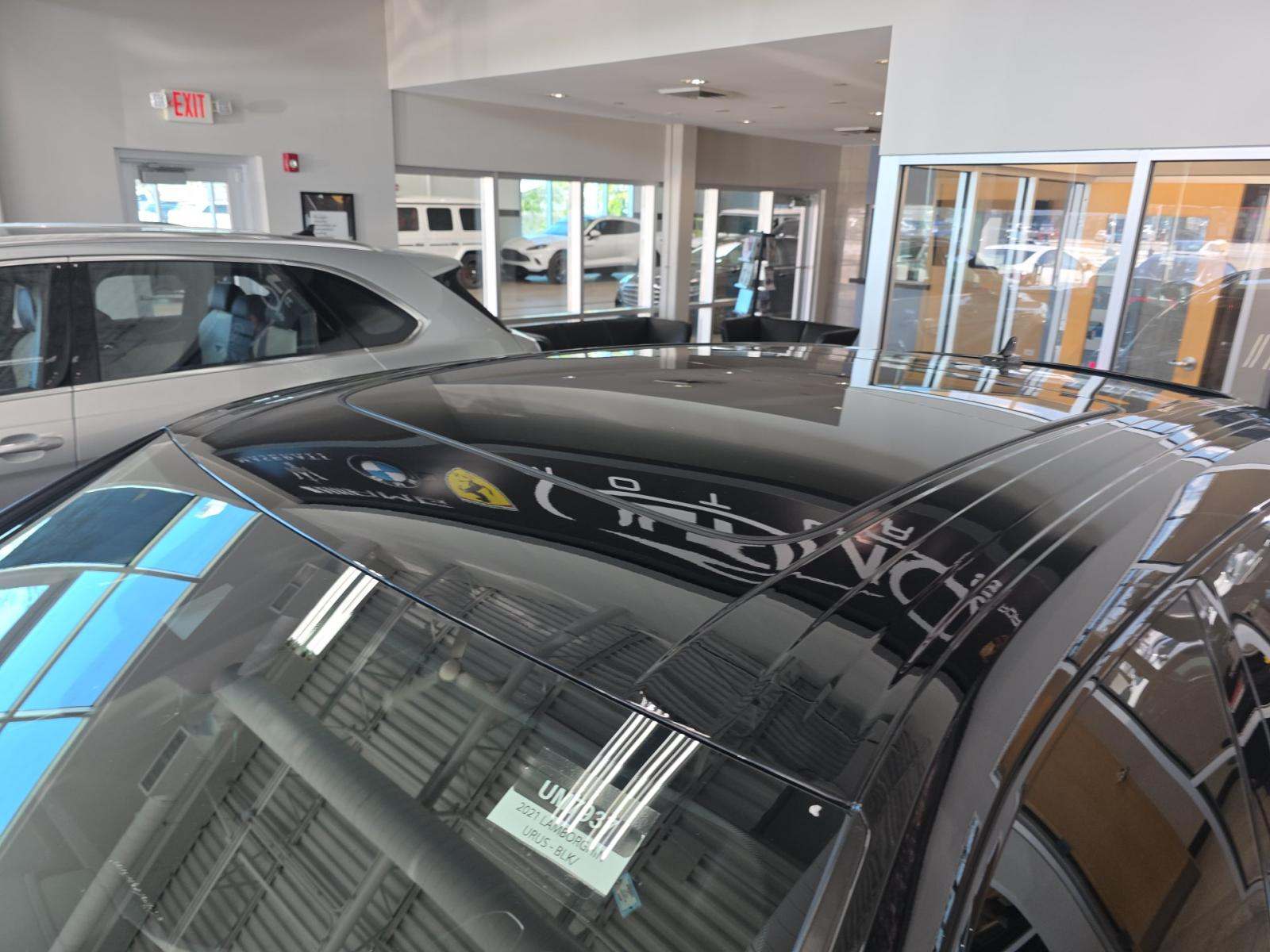 2021 Lamborghini Urus Base AWD