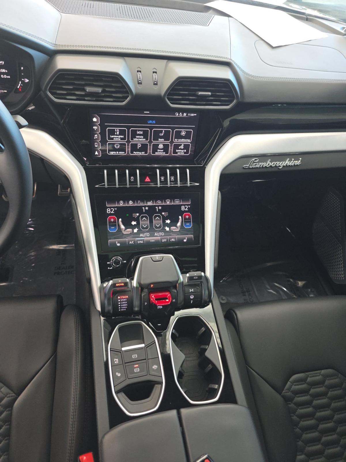 2021 Lamborghini Urus Base AWD