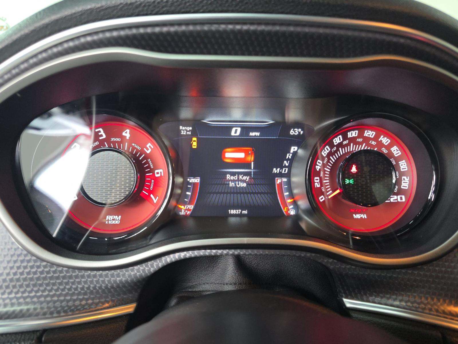 DODGE CHALLENGER - 9