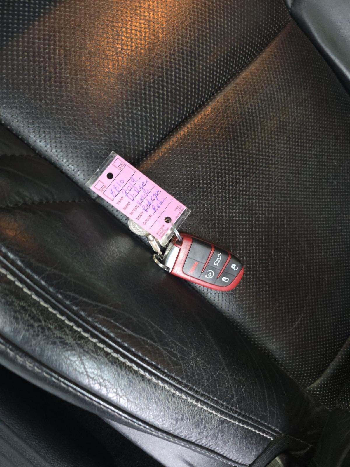 DODGE CHALLENGER - 8