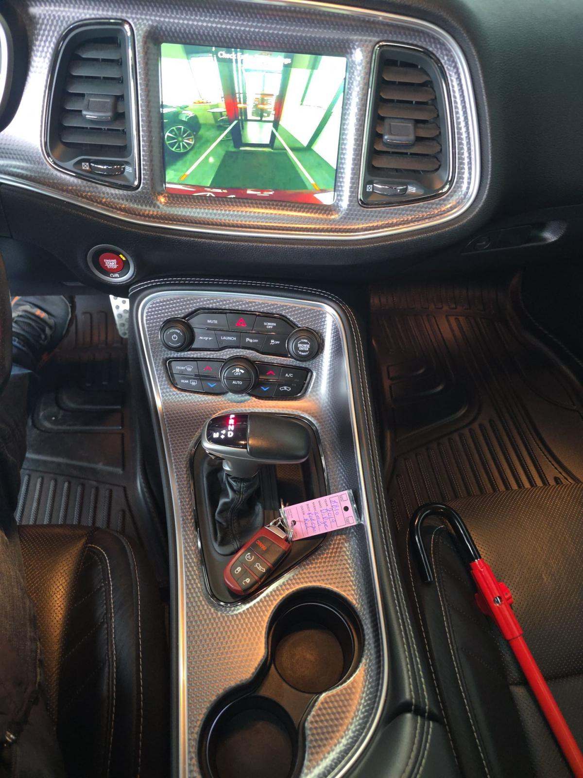 DODGE CHALLENGER - 10