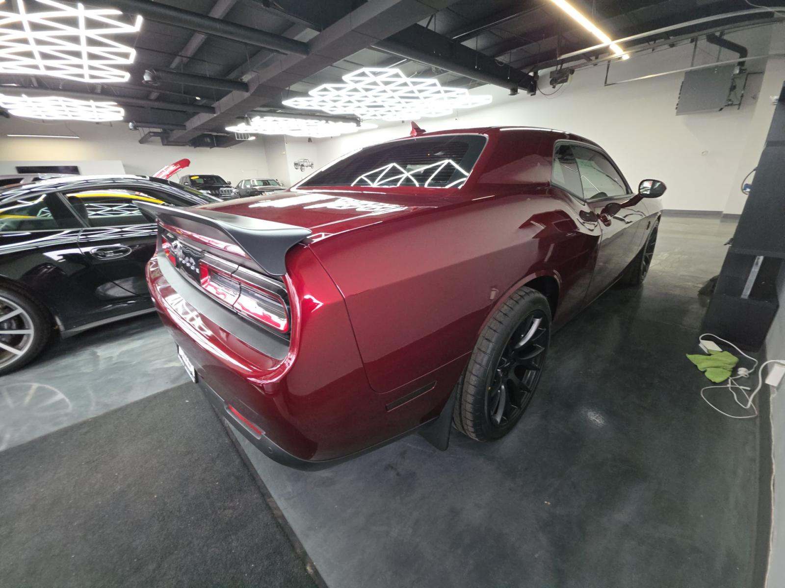 DODGE CHALLENGER - 3