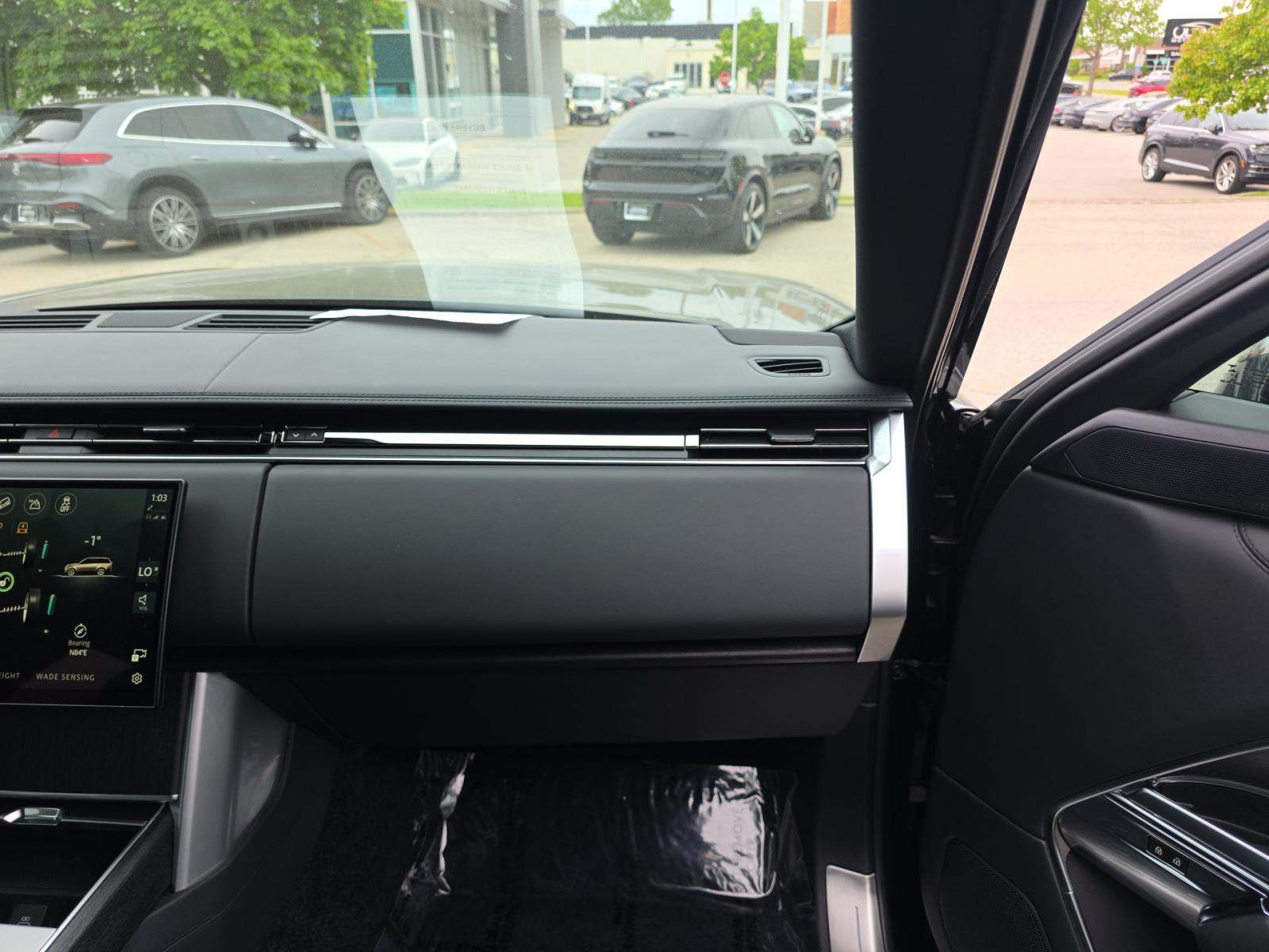 2024 Land Rover Range Rover SE AWD