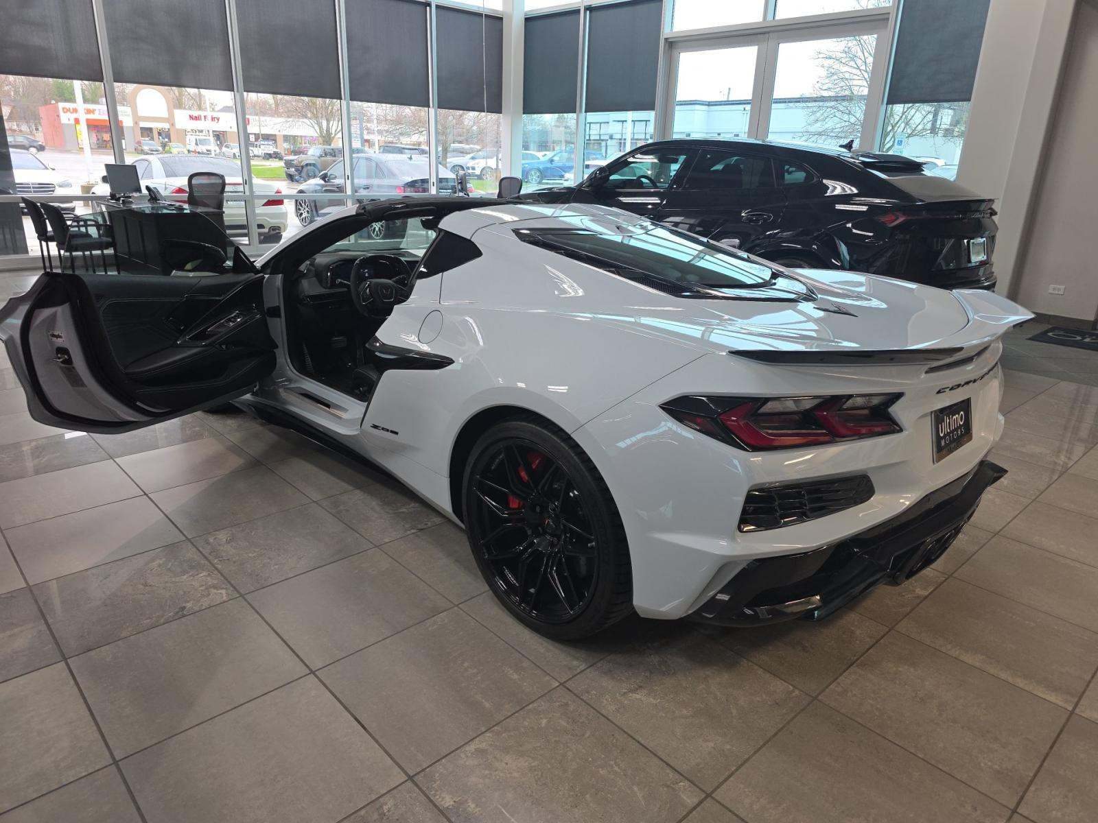 CHEVROLET CORVETTE - 2