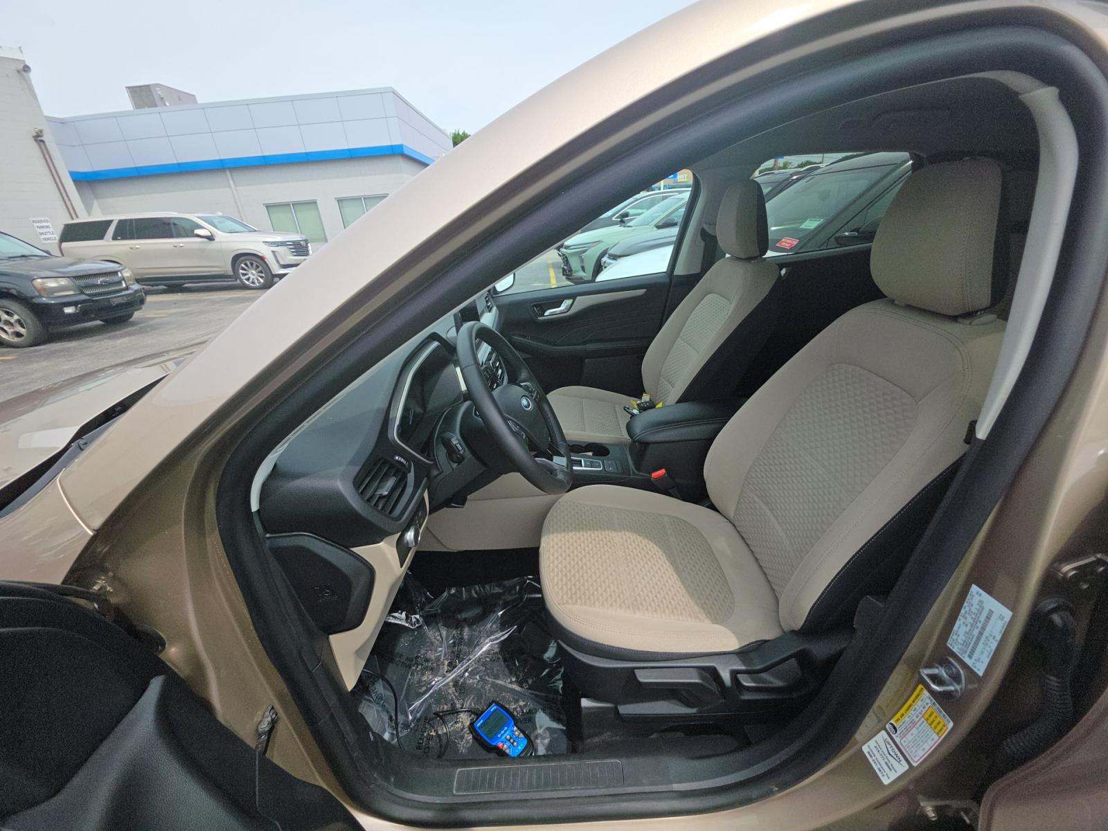 FORD ESCAPE - 6