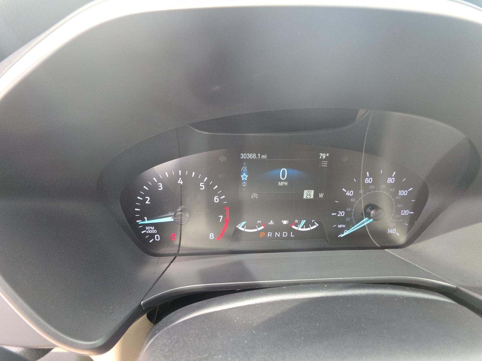FORD ESCAPE - 9