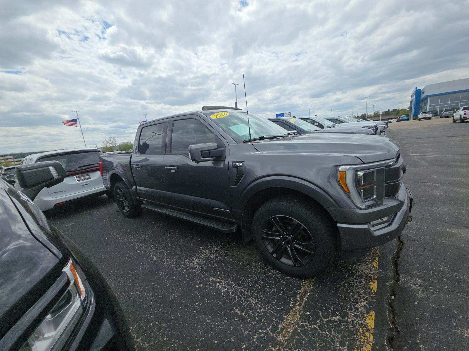 2022 Ford F-150 Hybrid Lariat AWD
