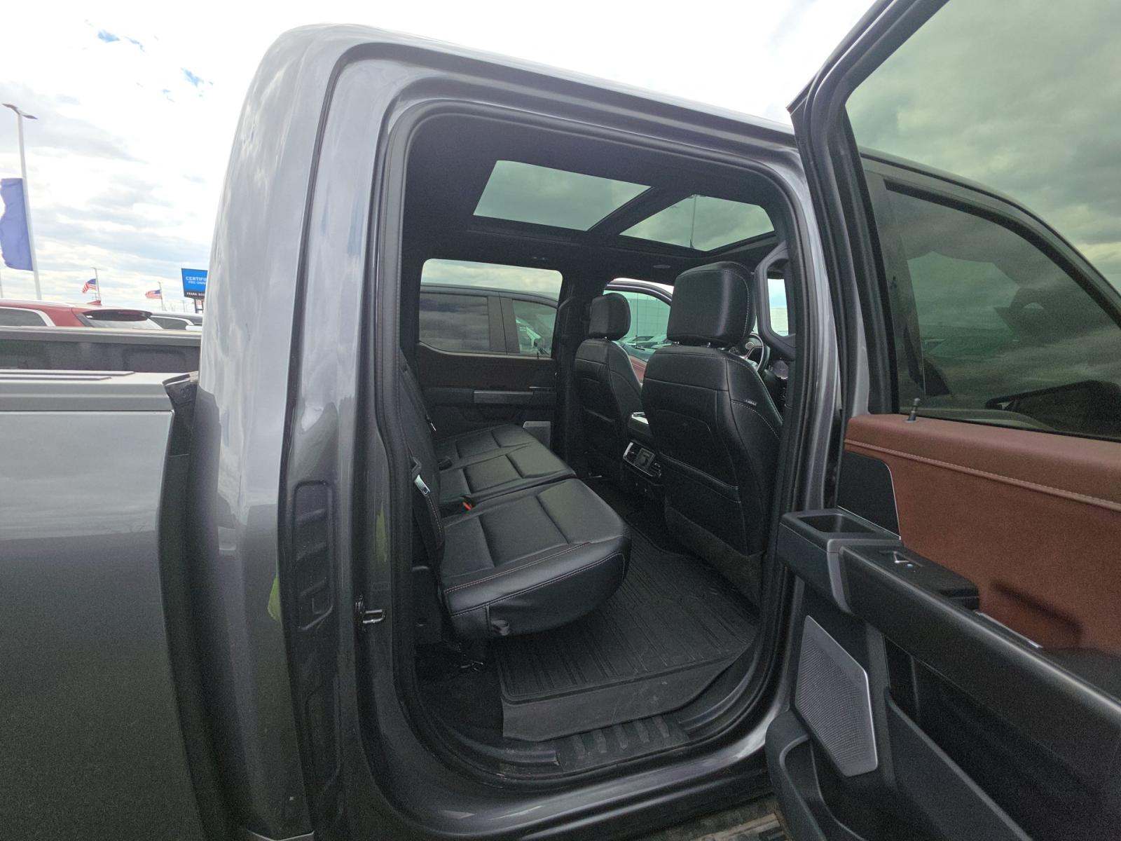 2022 Ford F-150 Hybrid Lariat AWD