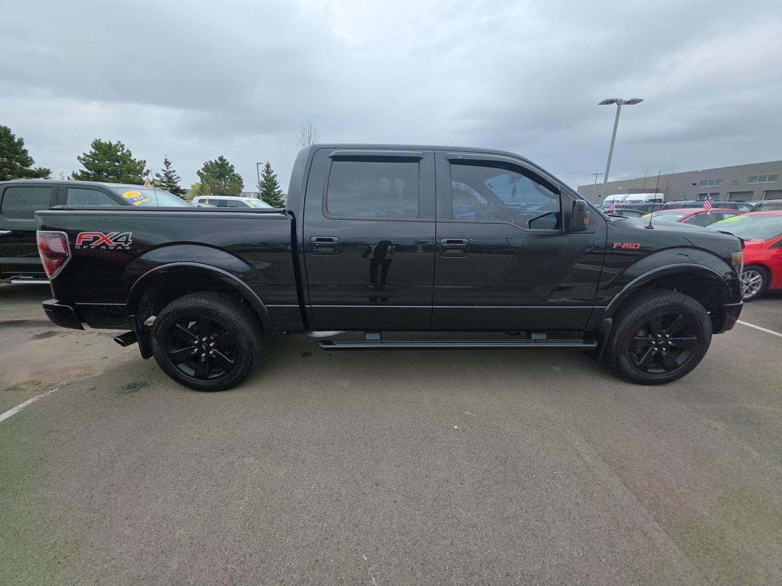FORD F-150 - 4