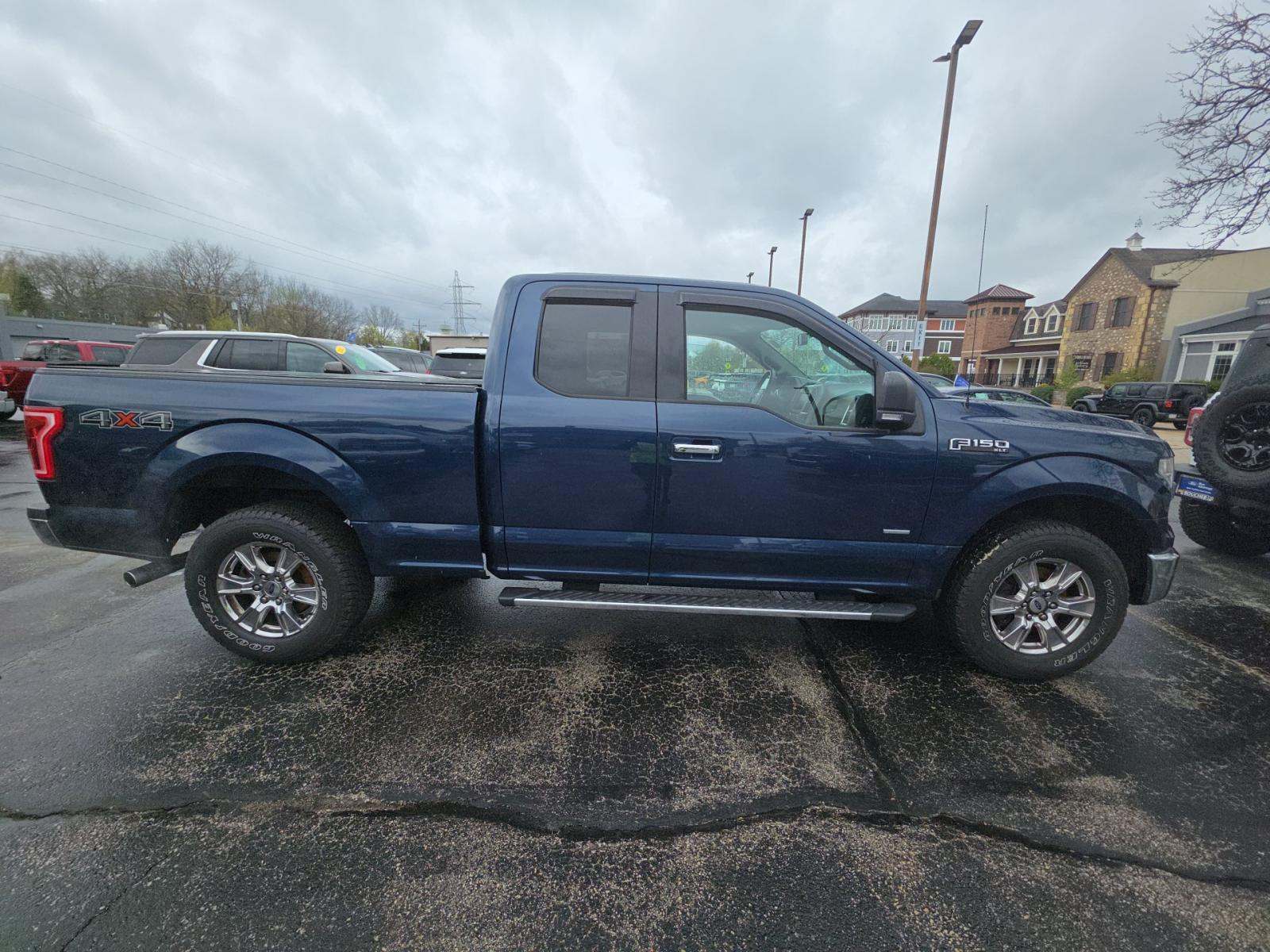 FORD F-150 - 4