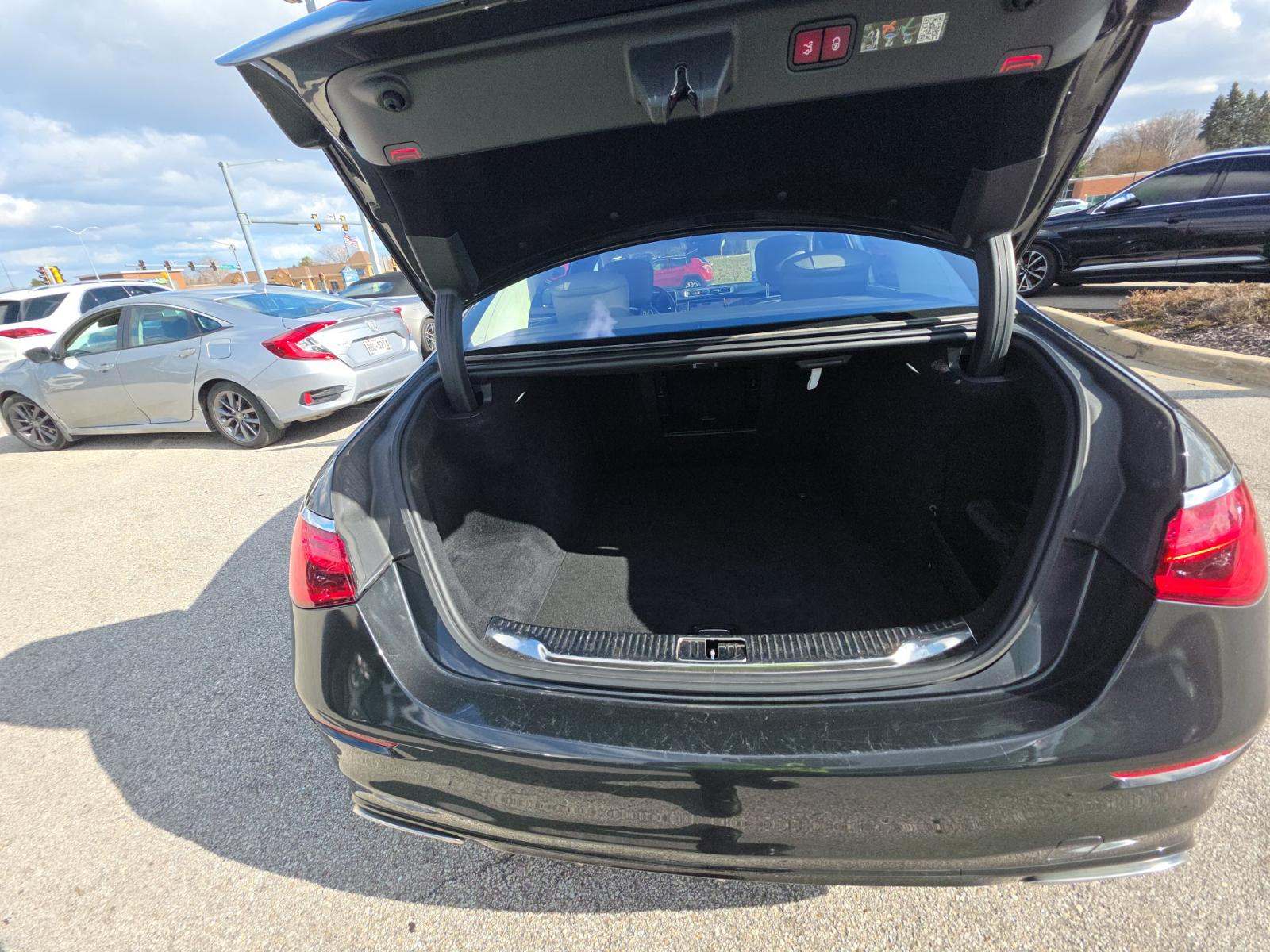 2022 Mercedes-Benz S-Class S 500 AWD