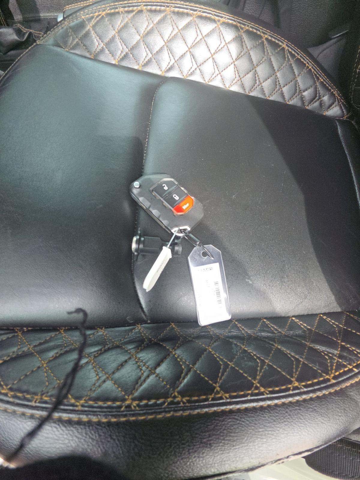 JEEP GRAND CHEROKEE - 8