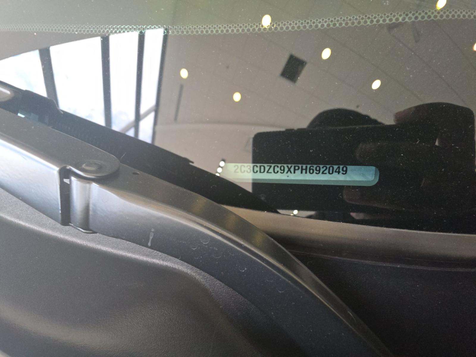 DODGE CHALLENGER - 5