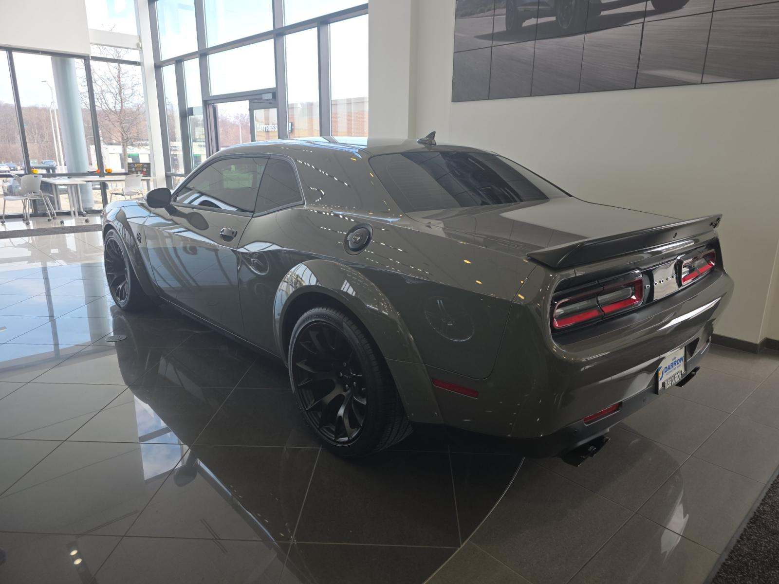 DODGE CHALLENGER - 2