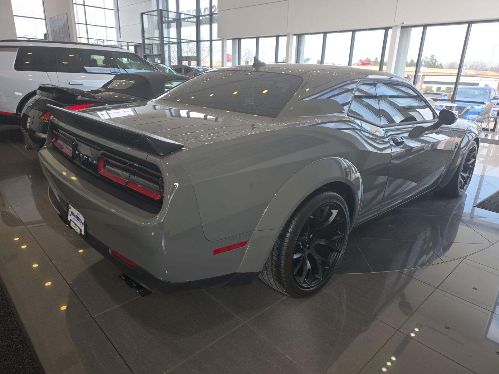 DODGE CHALLENGER - 3