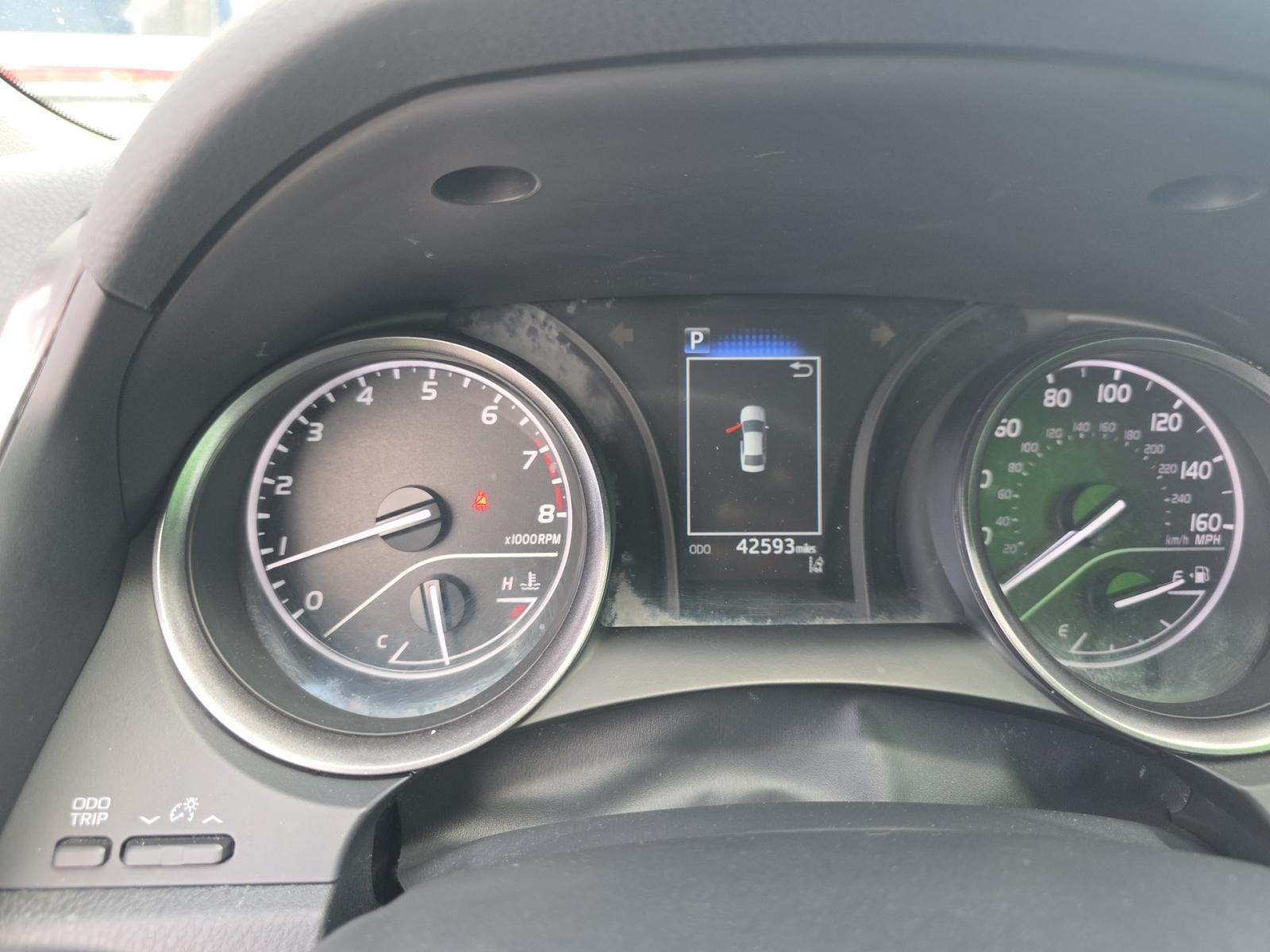 2024 Toyota Camry SE FWD
