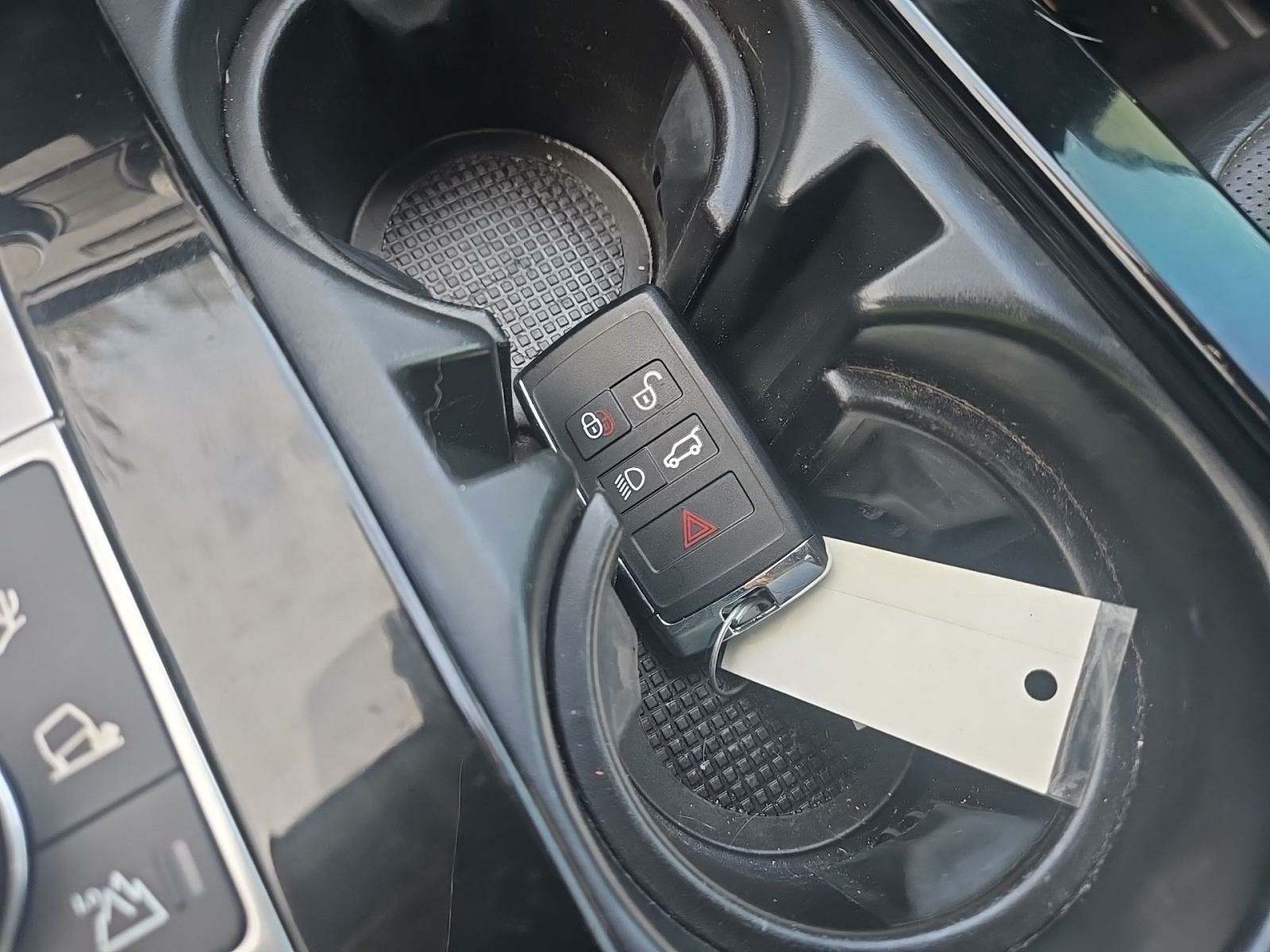 2018 Land Rover Discovery HSE Luxury AWD