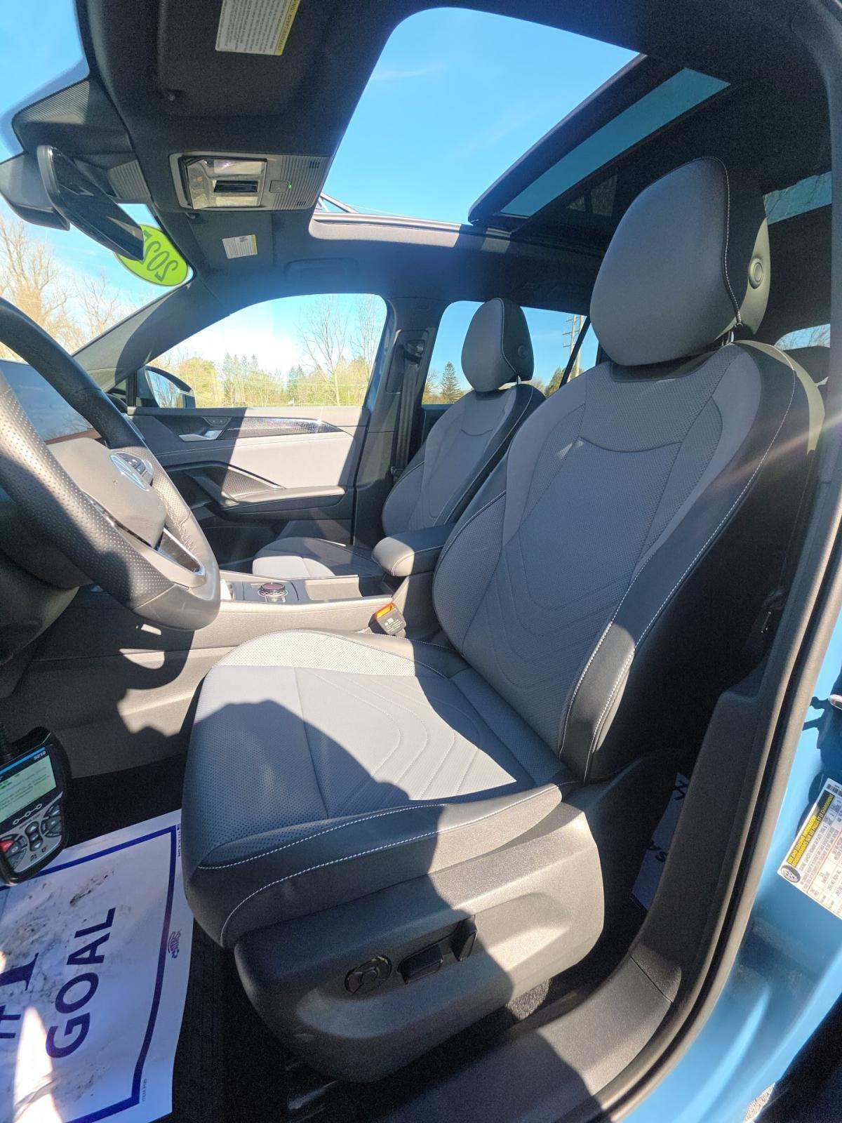 2025 Volkswagen Tiguan 2.0T SE R-Line Black AWD