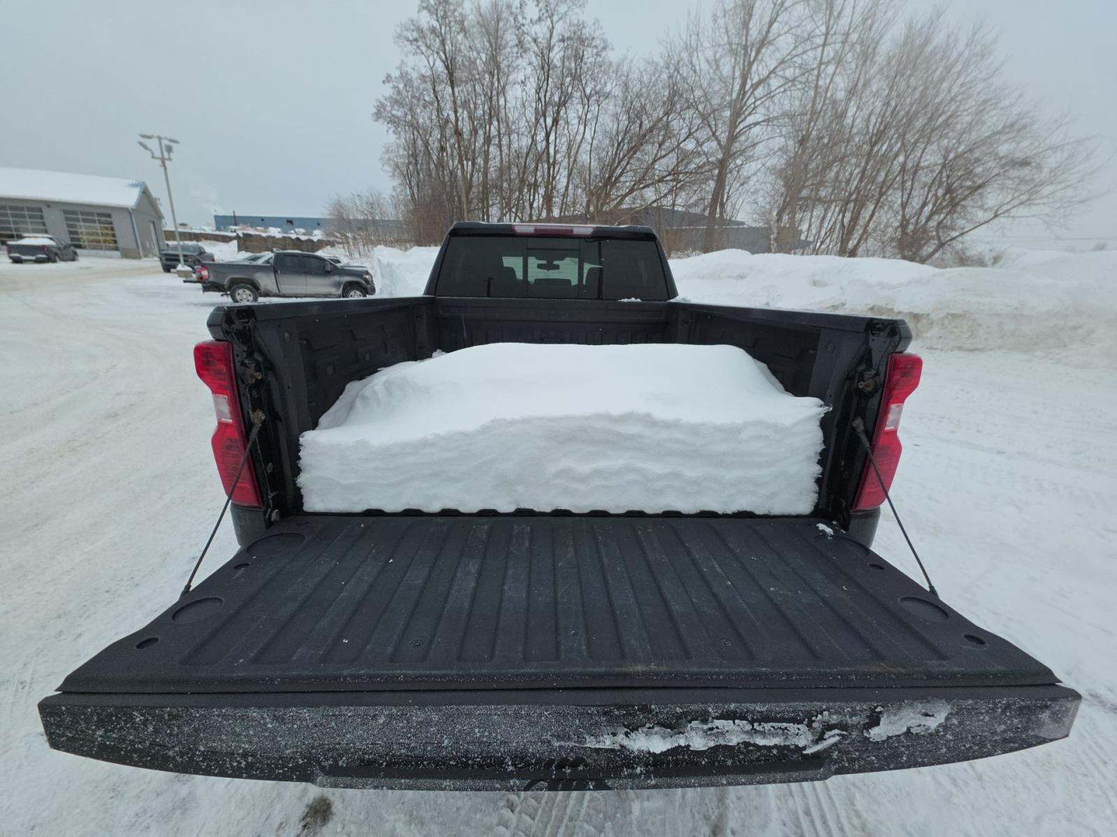 2022 Chevrolet Silverado 1500 LT AWD