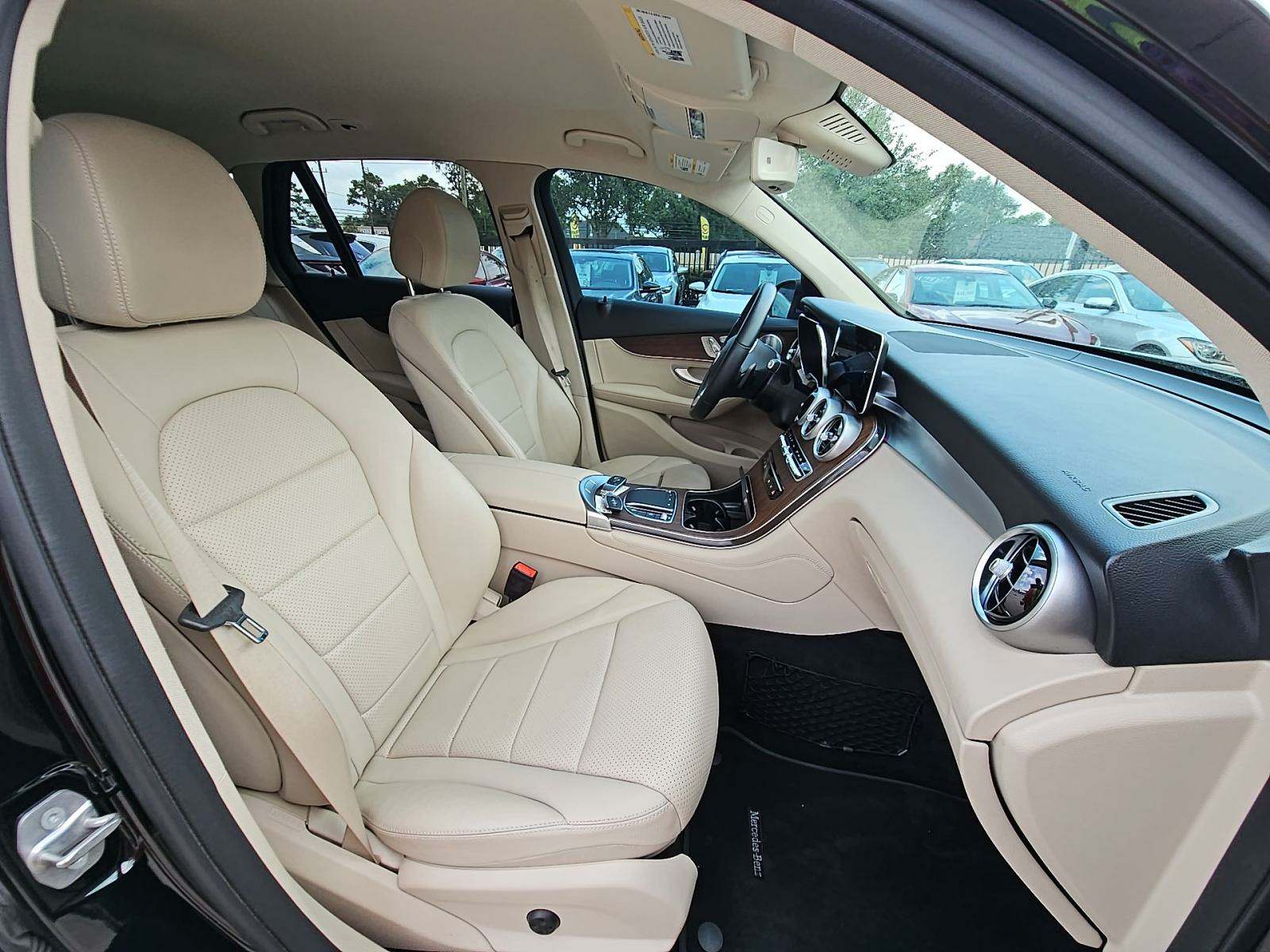 2020 Mercedes-Benz GLC GLC 300 RWD