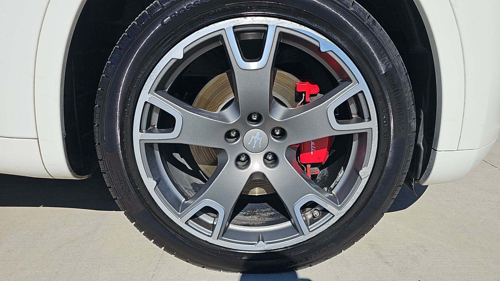 2017 Maserati Levante Base AWD