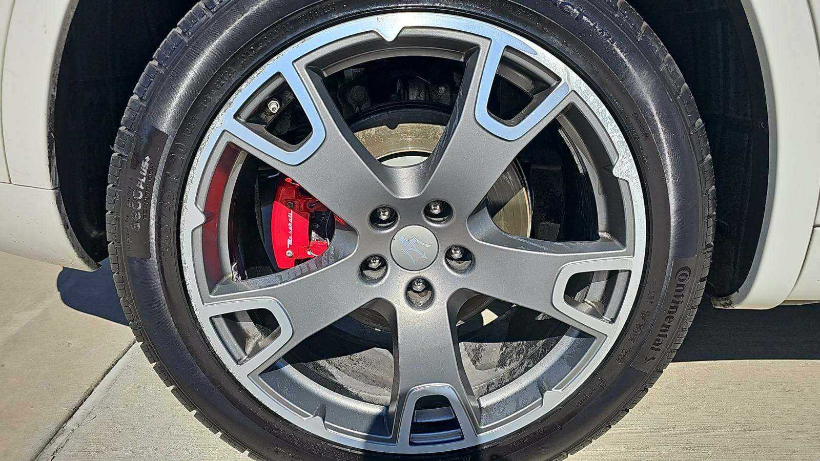 2017 Maserati Levante Base AWD