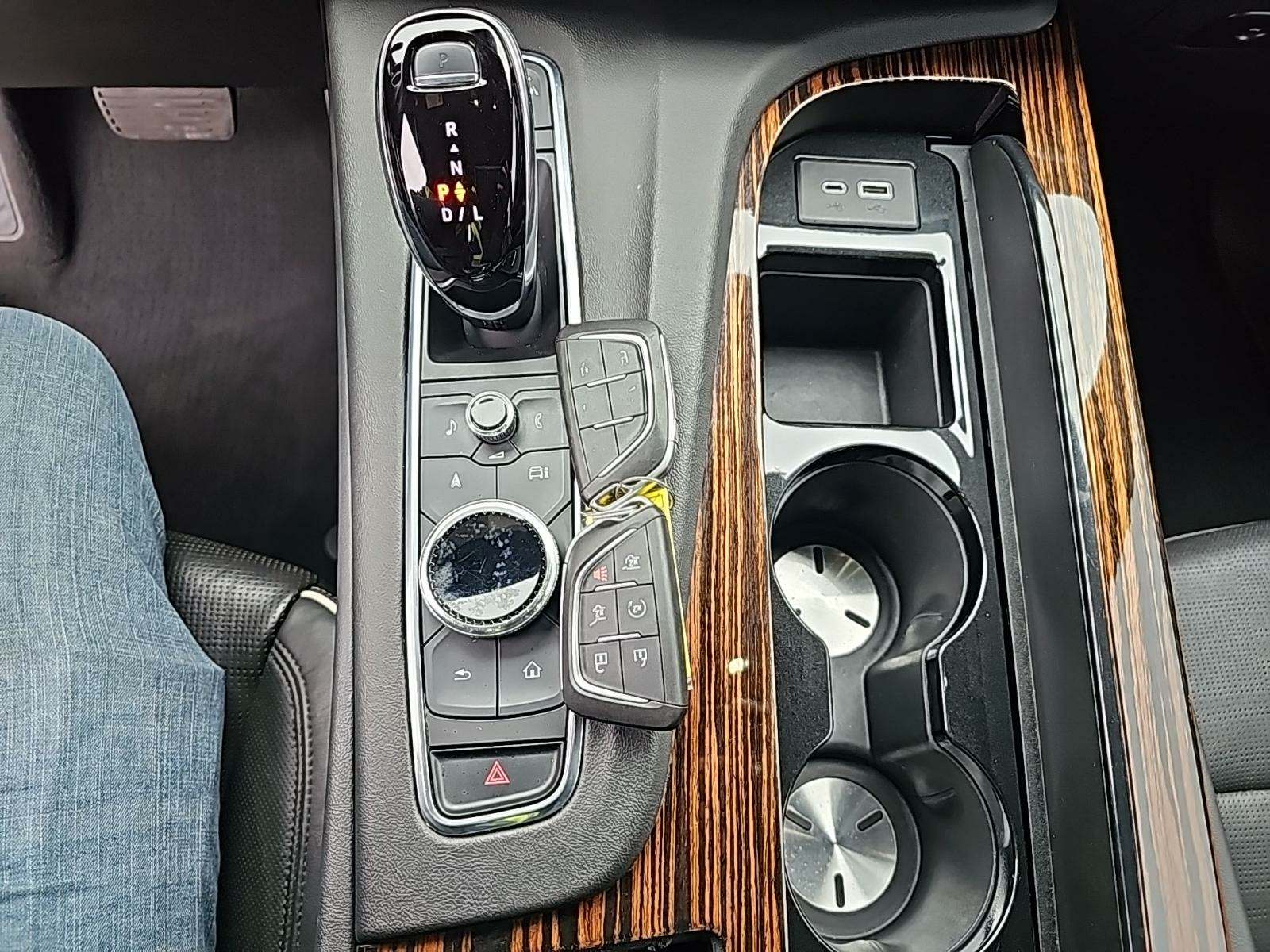 2021 Cadillac Escalade ESV Premium Luxury RWD