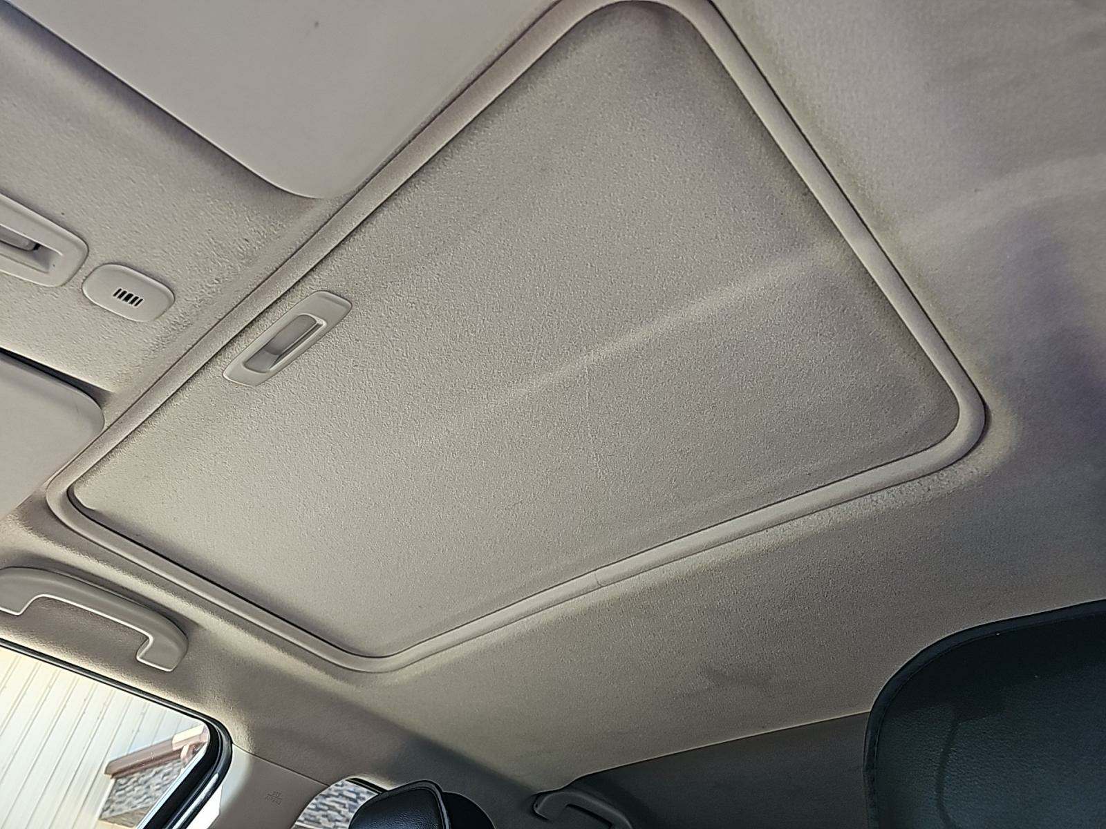 2011 Nissan JUKE SL AWD