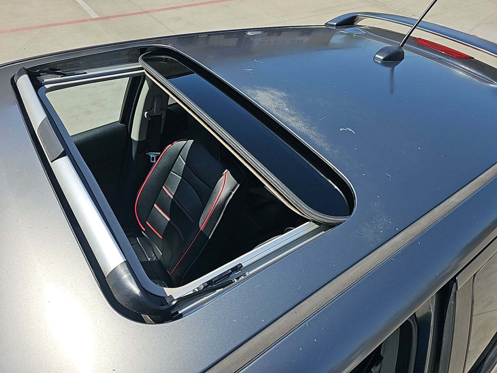 2011 Nissan JUKE SL AWD