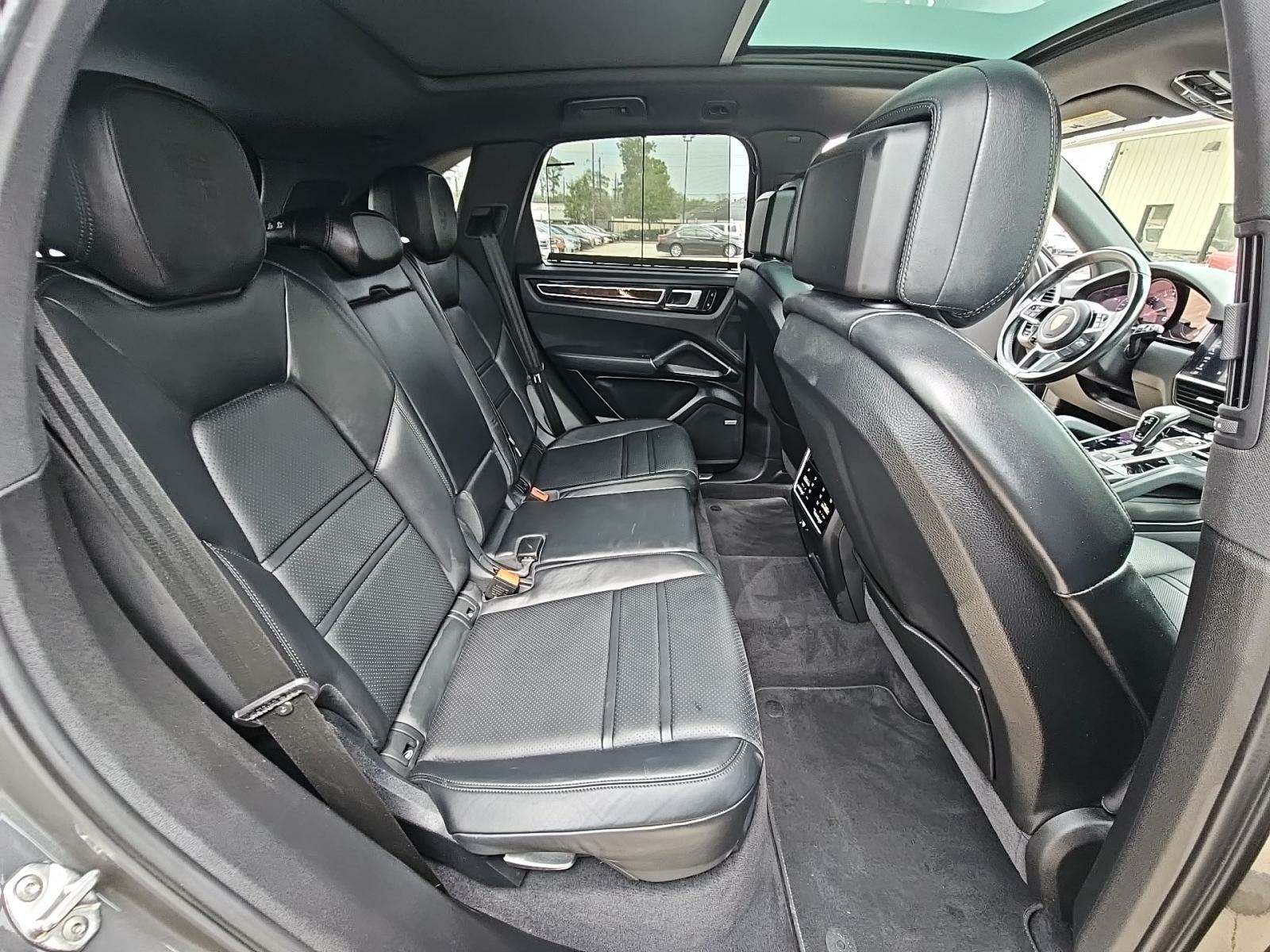 2019 Porsche Cayenne Base AWD