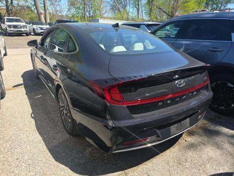 HYUNDAI HYBRID SEL - 2